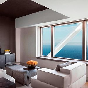 Sea side King Suite